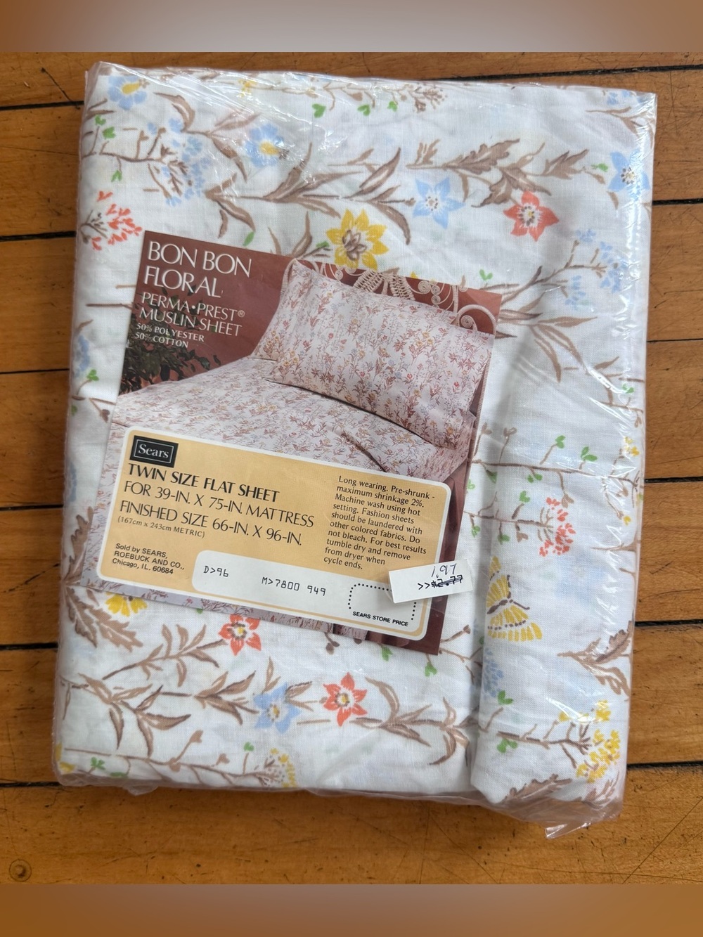 Vintage bon bon floral nwt Twin size flat Sheet bedding white cream tan 90s 80s